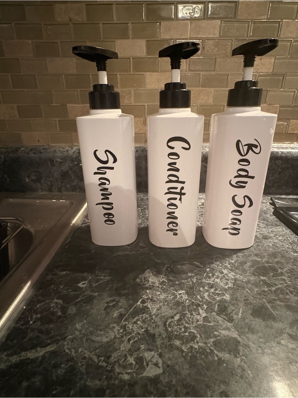 White Pump Bottle Set for Shampoo, Conditioner, Body Soap